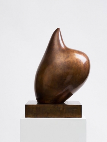 Hans Arp, Skulptur ohne Namen / Sculpture sans nom (Sculpture Without a Name), 1965 (cast 1984), Hauser & Wirth