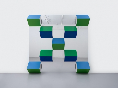 Daniel Buren , Croix 5 - Haut-relief, 2019 , Bortolami Gallery
