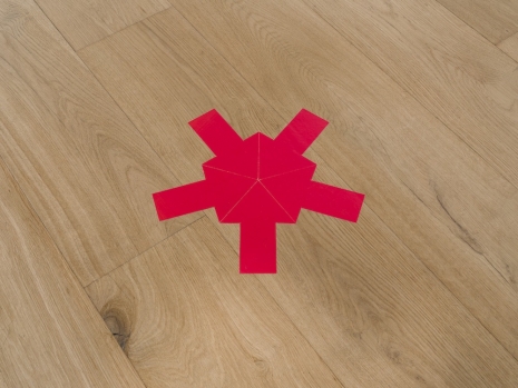 Ceal Floyer, Meeting Point, 2013, Lisson Gallery