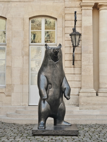 François-Xavier Lalanne , Le très grand ours, 1994-2007 , Galerie Mitterrand