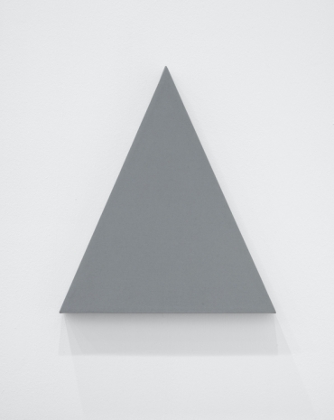 Alan Charlton , Triangle Painting, 2014 , A arte Invernizzi