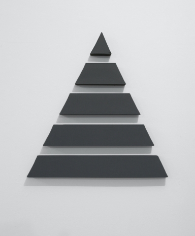 Alan Charlton , Triangle in 5 Parts, 2014 , A arte Invernizzi