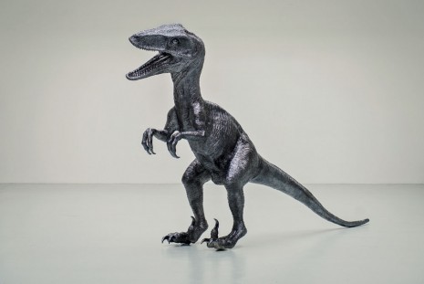 Rob Pruitt, A Fiberglass-model of a Velociraptor Dinosaur, Varnished in Cosmi-chrome, 2012, Galerie Thaddaeus Ropac