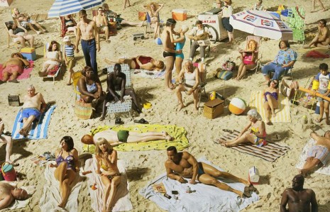 Alex Prager, Crowd #3 (Pelican Beach), 2013, Lehmann Maupin