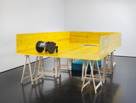 Roman Signer, Versuchsanlage, 2012 - 2013, Galerie Barbara Weiss