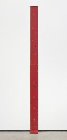 Noël Dolla, Toile Rouge (points blancs, 3 petits points noirs), 1970, Cherry and Martin