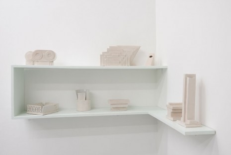 Isa Melsheimer, Times are hard but Postmodern - Shelf 1, 2013, Galerie Jocelyn Wolff