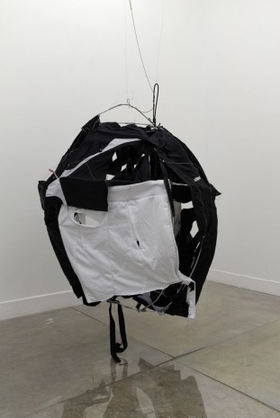 Renaud Jerez, Adideath, 2014, Galerie Crèvecoeur
