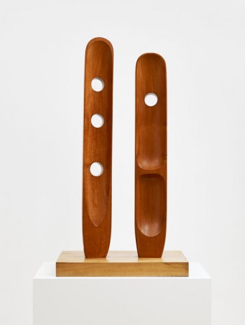 Barbara Hepworth, Menhirs, 1964, Galerie Max Hetzler
