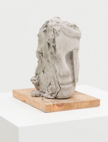 Mark Manders, Unfired Clay Head, 2014, Zeno X Gallery