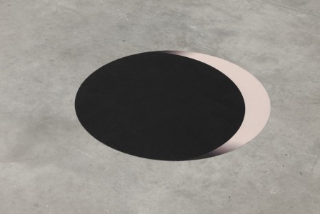 Mika Rottenberg, Hole, 2014, Andrea Rosen Gallery (closed)
