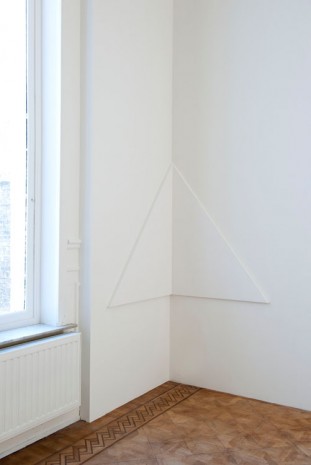 Ann Veronica Janssens, Constellation #2, 2014, Galerie Micheline Szwajcer (closed)