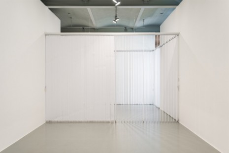 Gabriel Sierra, How to control the view of a room any kind of days, 2009-2014, Mehdi Chouakri