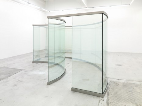 Dan Graham, Tunnel of Love, 2014, Galleri Nicolai Wallner