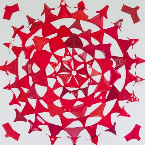 Pilar Albarracín, Mandala rojo, 2013, Galería Javier López & Fer Francés
