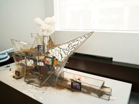 Laure Prouvost, Maquette for Grand Dad’s Visitor Center, 2014, Galerie Nathalie Obadia