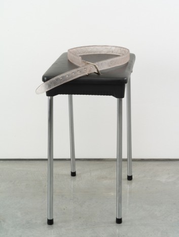 Valentin Carron, Belt on piano stool, 2014, 303 Gallery