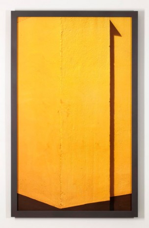 Martin d’Orgeval, Narrow Yellow Arrow Shadow, 2013, galerie hussenot