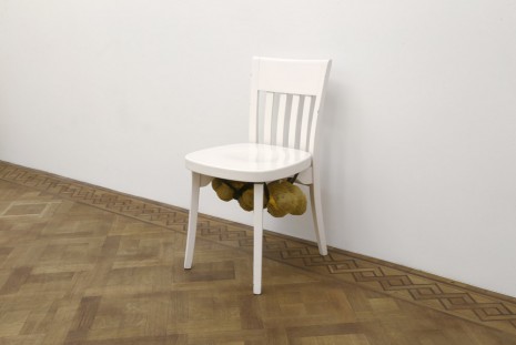 Carsten Höller, Kartoffelstuhl (kitchen chair), 2014, Galerie Micheline Szwajcer (closed)