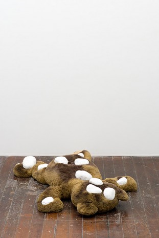 Debora Delmar Corp, Mess doesn’t rest - and neither do we., 2015, monCHÉRI
