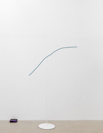 Davide Balula, Coloring the WiFi Network (with Blue Gray), 2015, galerie frank elbaz