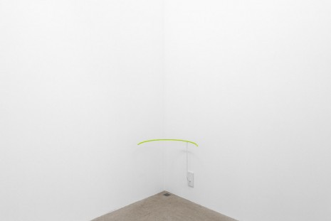 Davide Balula, Coloring the WiFi Network (with Yellow Lime), 2015, galerie frank elbaz