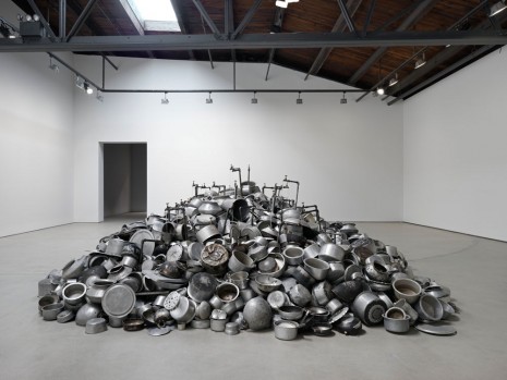 Subodh Gupta, This is not a fountain, 2011 - 2013, Hauser & Wirth