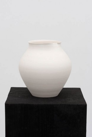 Grace Schwindt, The Tiffany Vase 8, 2014, Zeno X Gallery