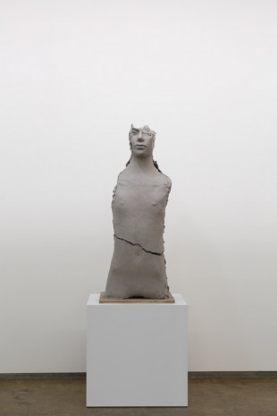 Mark Manders, Dry Clay Figure, 2014, Gallery Koyanagi