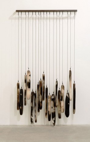 Anna Maria Maiolino, Na Horizontal [On the Horizontal], 2014, Galleria Raffaella Cortese