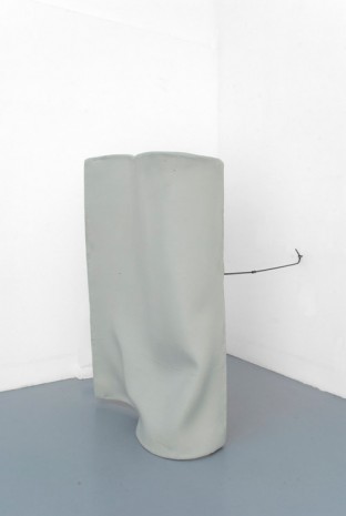 Olga Balema, Untitled, 2013, galerie hussenot