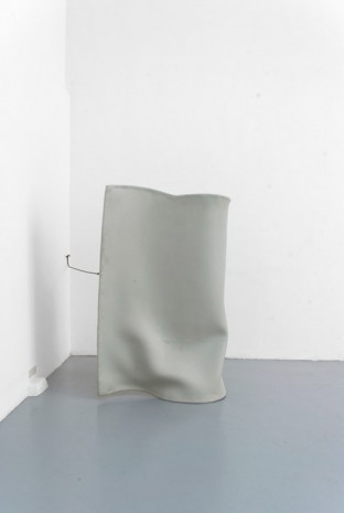 Olga Balema, Untitled, 2013, galerie hussenot