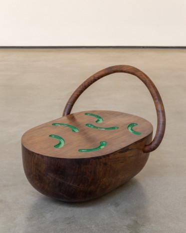 Elad Lassry, Untitled (Carrier, Squash), 2015, David Kordansky Gallery