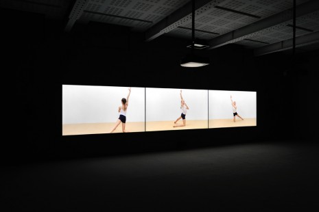 Rineke Dijkstra, The Gymschool, St. Petersburg, 2014, Marian Goodman Gallery