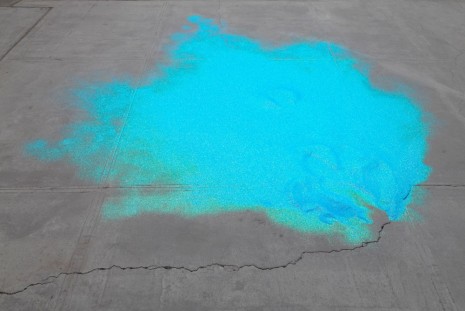 Ann Veronica Janssens, Untitled (blue glitter), 2015, Bortolami Gallery