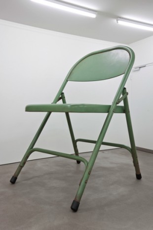 Robert Therrien, No Title (Folding table and chairs, green), 2008, Sprüth Magers