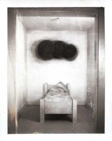 Robert Therrien, No title (bed with black cloud), 1992, Sprüth Magers