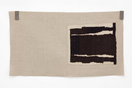Helen Mirra, Undyed blacks, undyed ecru, 2015, Galerie Nordenhake