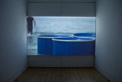 Magali Reus, Offshore, 2011, The Approach