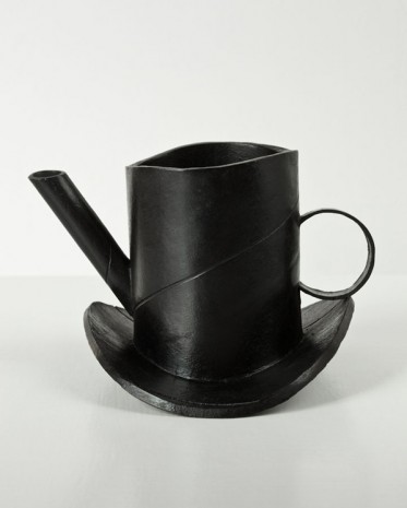 Ricky Swallow, Hat Pot (Soot), 2011, Marc Foxx (closed)