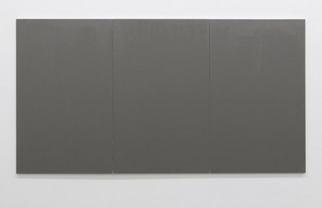 Claire Fontaine, Untitled (Fresh monochrome / grey / grey / grey), 2016, Galerie Neu