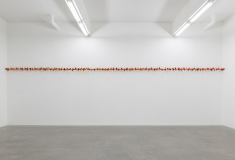 Claire Fontaine, Untitled (Rotary spike: Schwarz-Rot-Gelb, Schwarz-Rot-Senf, Schwarz-Rot- Scheiße), 2016, Galerie Neu