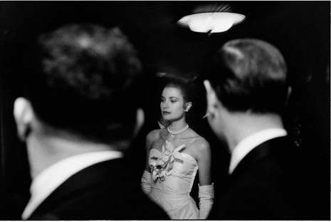 Elliott Erwitt, New York (Grace Kelly), 1955, 1955, Galerie Bob van Orsouw & Partner