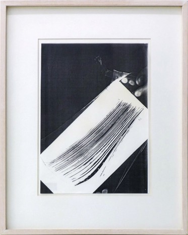 Thomas Bayrle, Negativer Pinselstrich, 1987, Galerie Mezzanin