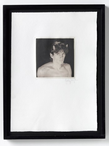 Robert Mapplethorpe, Self Portrait, 1986, Galerie Thaddaeus Ropac
