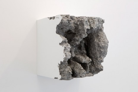 Michel François, Sculpture à l’aveugle (cube), 2016, kamel mennour