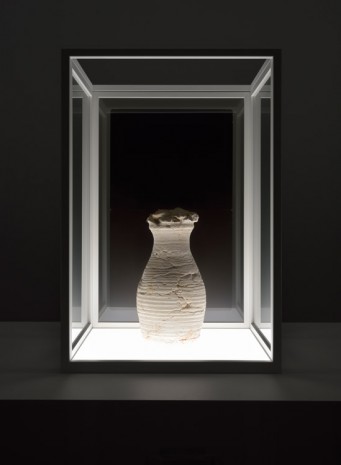 Giuseppe Penone, Il vuoto del vaso (The void of the vase), 2005, Marian Goodman Gallery