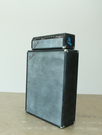 Kaz Oshiro, Fender Showman Amp with Cabinet #1 (Screaming Hand), 2002, galerie frank elbaz