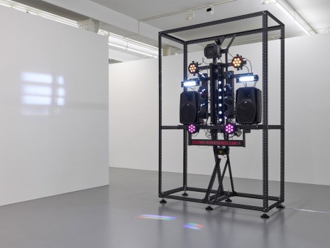 Konstantin Grcic & Mirko Borsche, EPOCSODIELAK light/sound machine, 2016, Galerie Max Hetzler