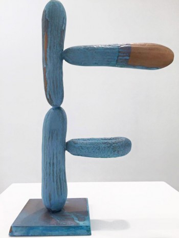 Erwin Wurm, Gurken modernistisch IV (Gruner Veltliner), 2016, Cristina Guerra Contemporary Art